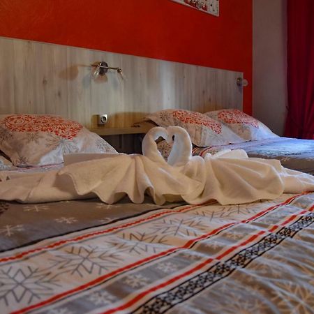 Hotel Des Remparts Вильнёв-сюр-Ло Экстерьер фото